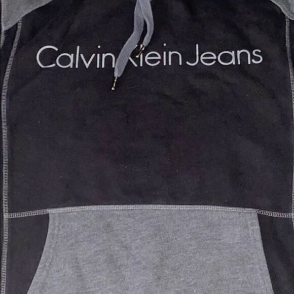 Calvin Klein pull over hoodie super warm - Picture 2 of 3
